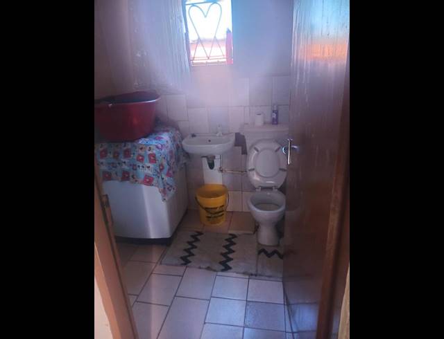 2 BEDROOM HOUSE FOR SALE IN SOSHANGUVE XX